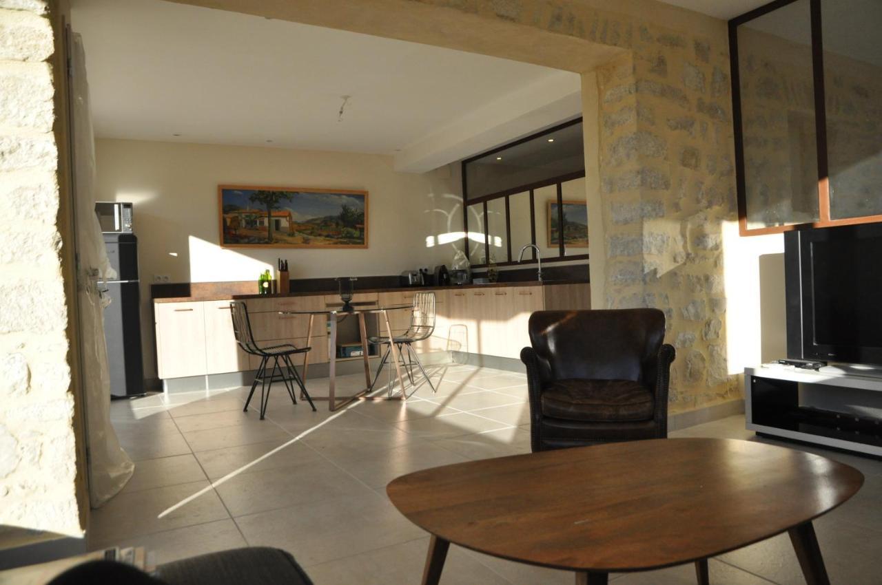 Вилла Les Terrasses De La Roque-Alric Экстерьер фото