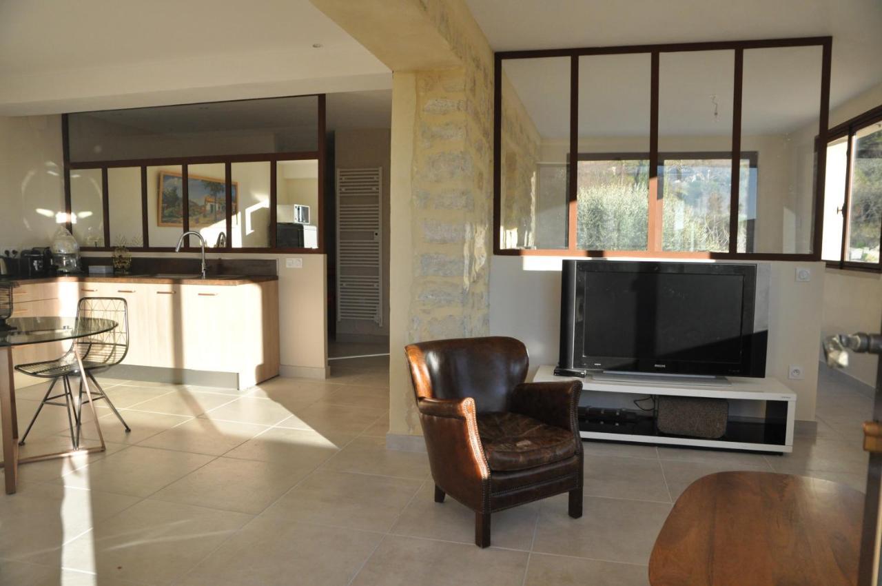 Вилла Les Terrasses De La Roque-Alric Экстерьер фото